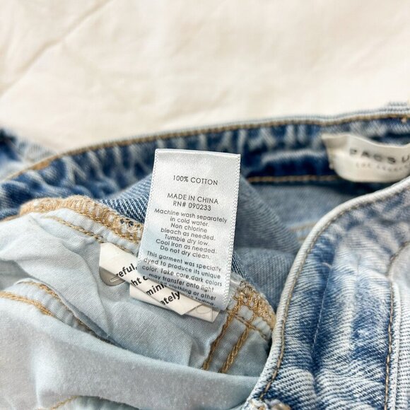 PacSun Eco Light Blue Denim Distressed Mom Cropped Jeans Women’s Size 27 - Picture 5 of 7